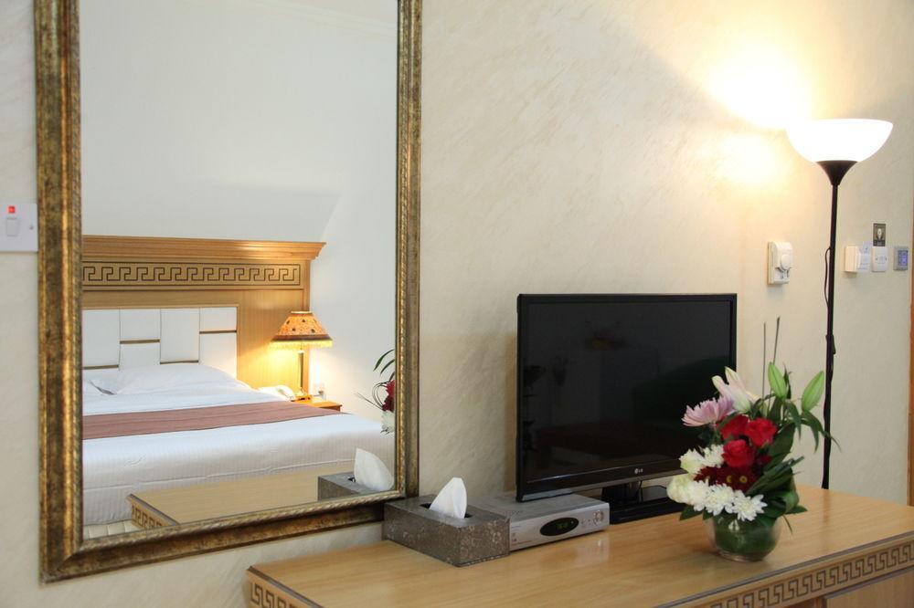 Flamingo Hotel Apartments Абу-Дабі Екстер'єр фото