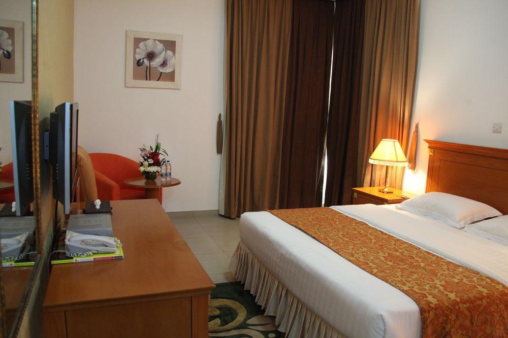 Flamingo Hotel Apartments Абу-Дабі Екстер'єр фото